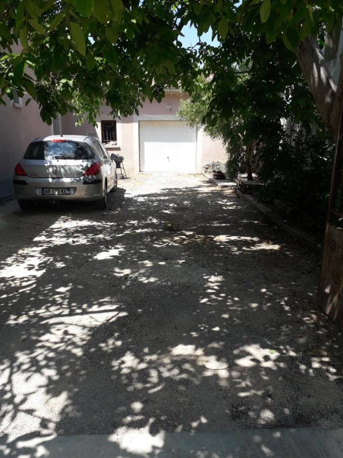 Gite Le Bagnol Un Coin De Paradis Maubec  Luaran gambar